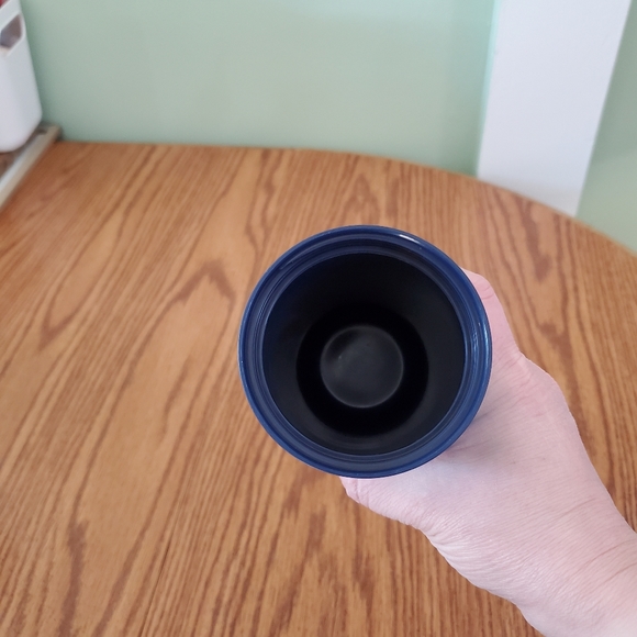 SaleTupperware Travel Mug - Picture 5 of 6